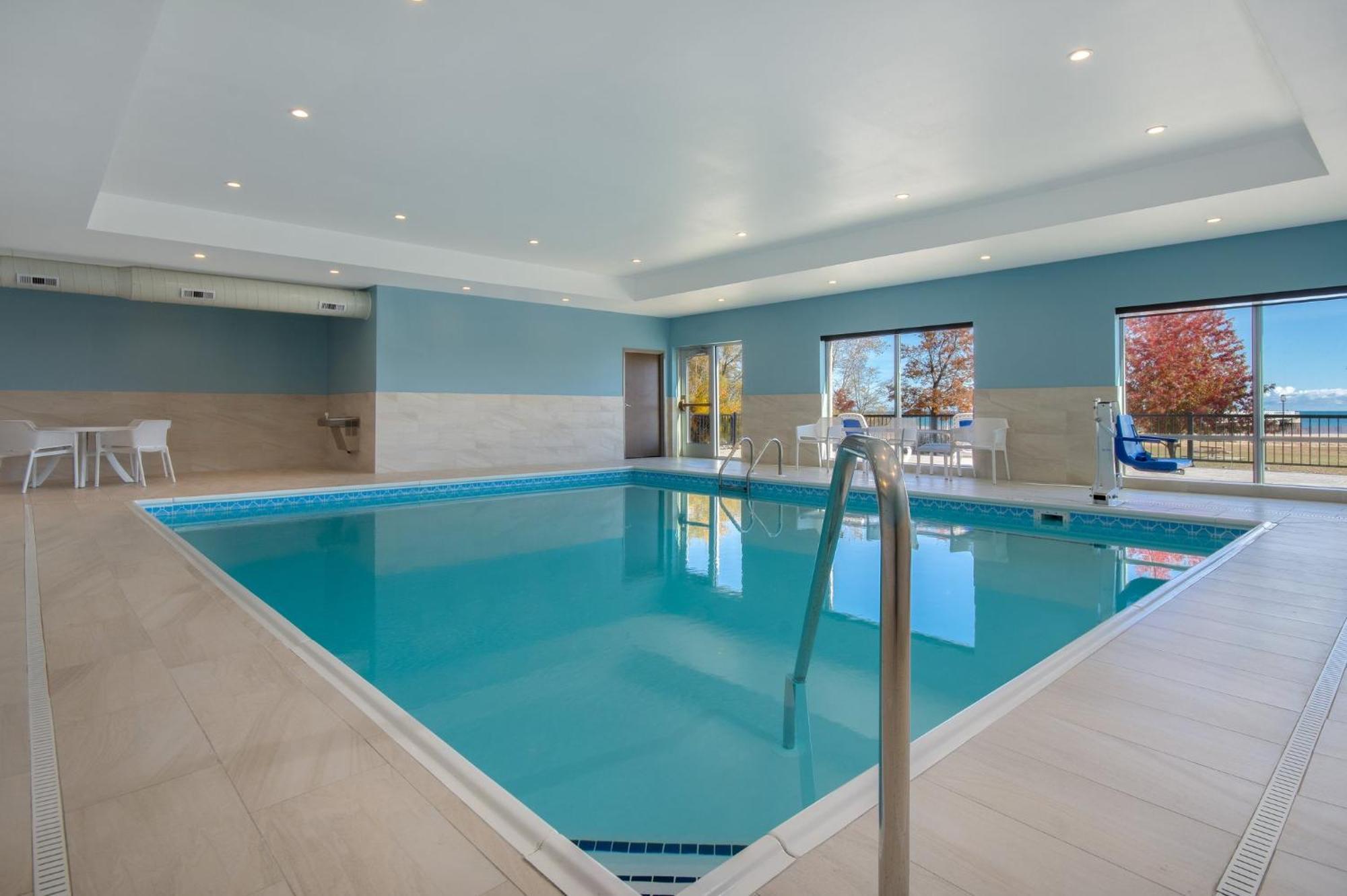 Holiday Inn Express & Suites Oscoda By Ihg Luaran gambar